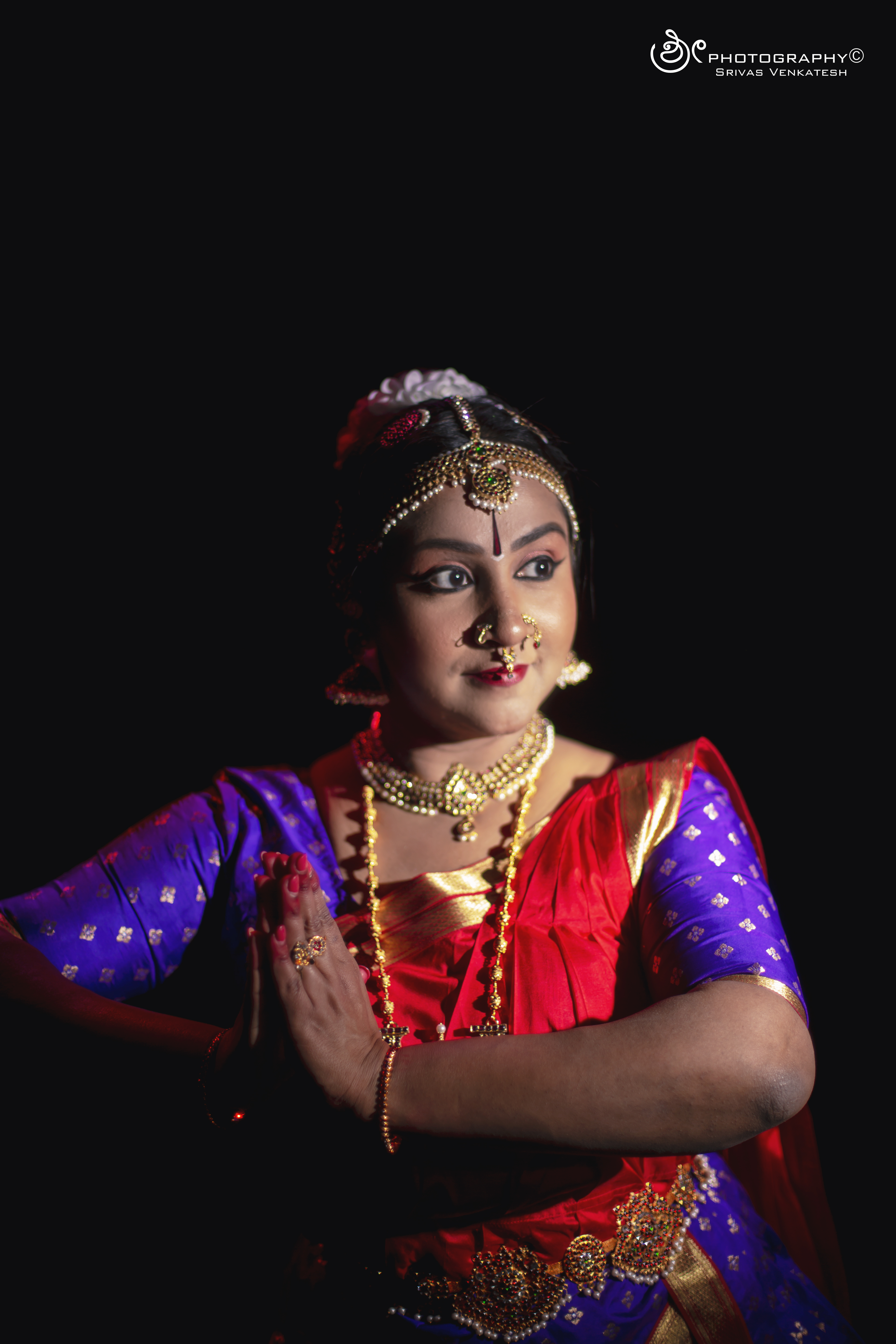 Dance pose 1