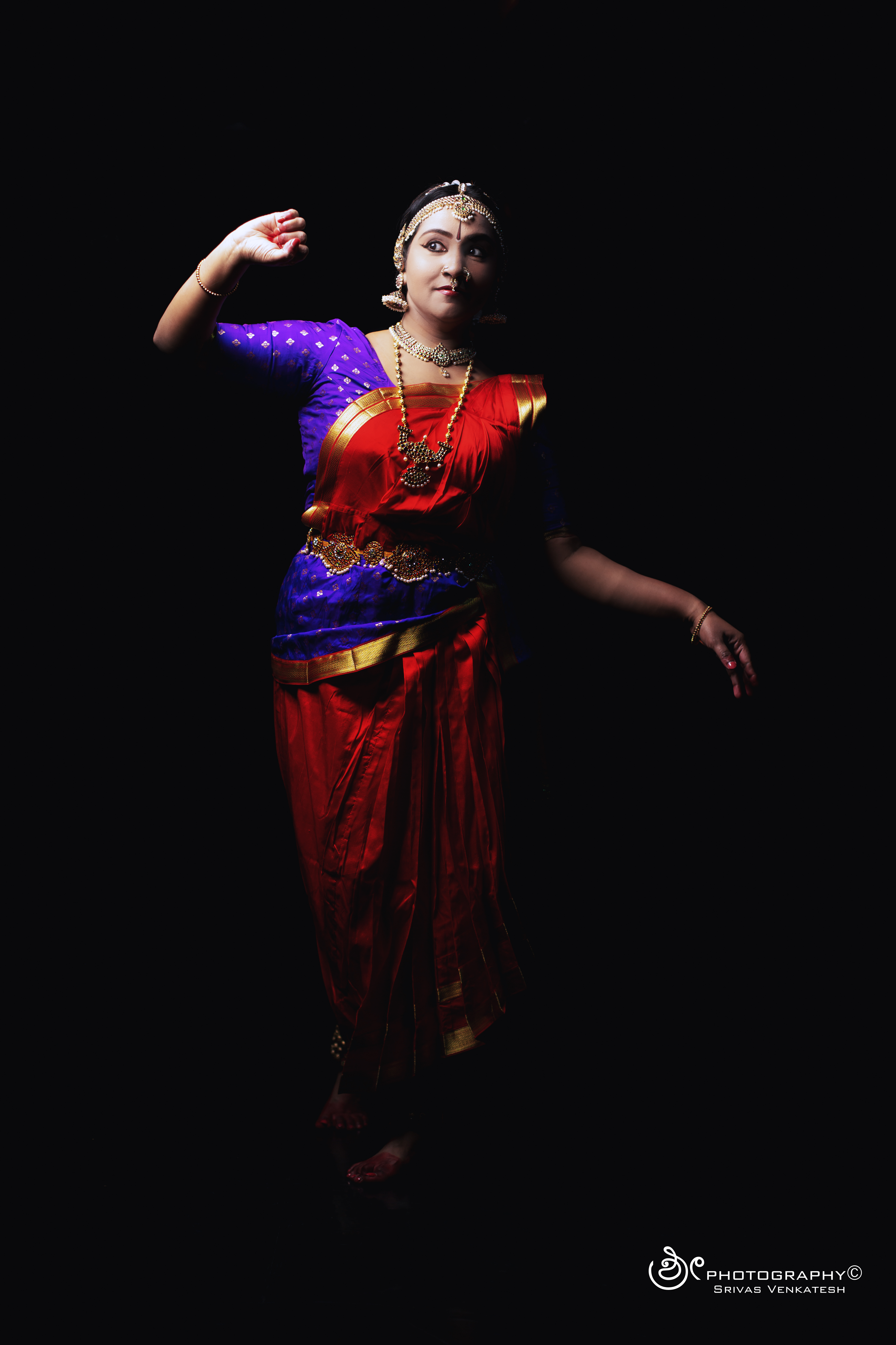 Dance pose 6